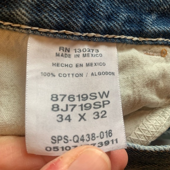 Men’s very gently worn Rustler jeans - Picture 3 of 3